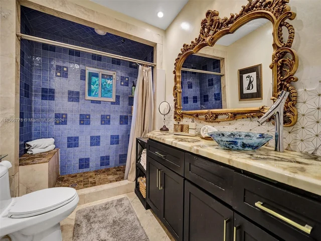 2060 NE 55th St, Fort Lauderdale FL 33308