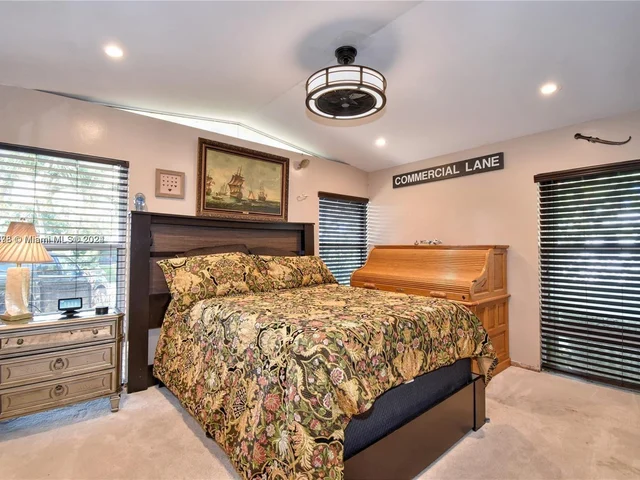 2060 NE 55th St, Fort Lauderdale FL 33308