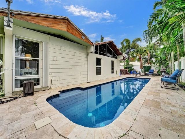 2060 NE 55th St, Fort Lauderdale FL 33308