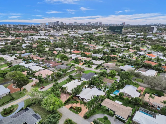 2060 NE 55th St, Fort Lauderdale FL 33308