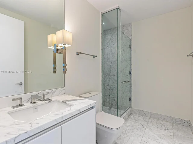 16901 Collins Ave # 901, Sunny Isles Beach FL 33160