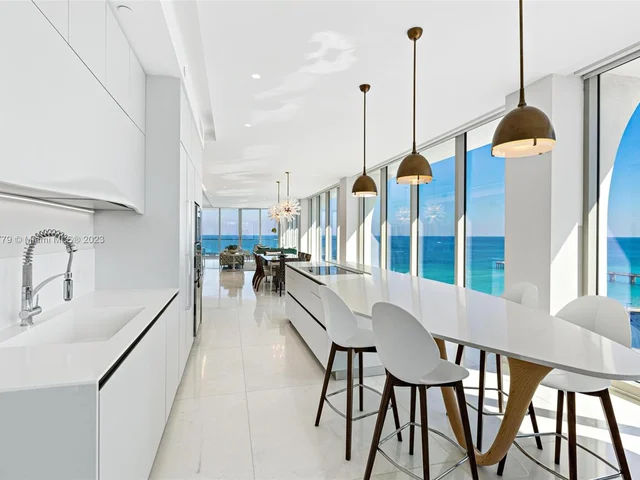 16901 Collins Ave # 901, Sunny Isles Beach FL 33160