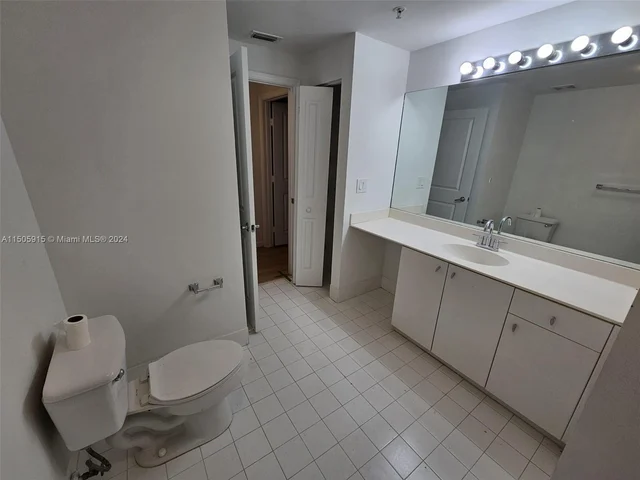 5960 W Sample Rd # 302, Coral Springs FL 33067