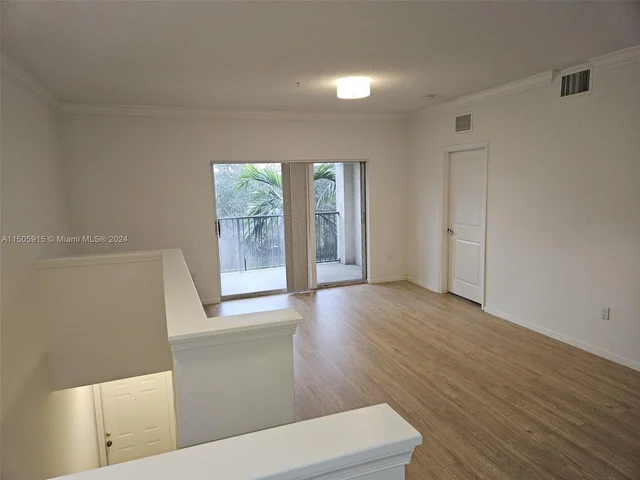 5960 W Sample Rd # 302, Coral Springs FL 33067