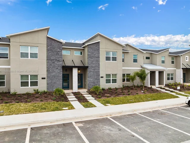 1048 Leader Street # 1048, Davenport FL 33896