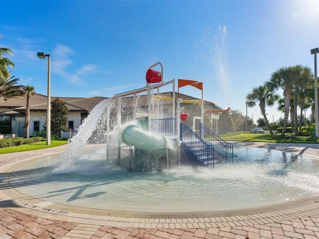 1048 Leader Street # 1048, Davenport FL 33896