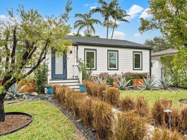 515 Lafayette Dr, Miami Springs FL 33166