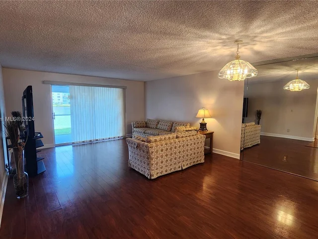 141 SE 3rd Ave # 105, Dania Beach FL 33004