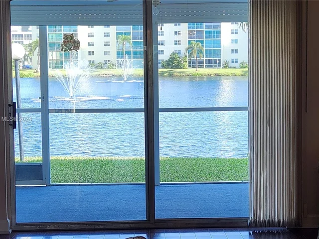 141 SE 3rd Ave # 105, Dania Beach FL 33004