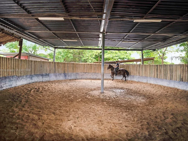 12600 SW 45th St, Miami FL 33175