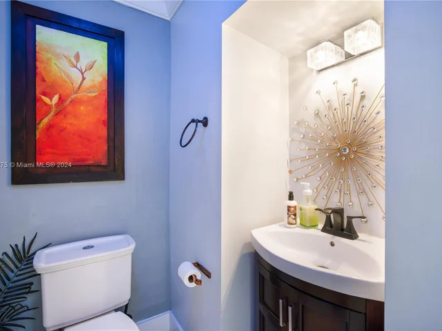 12600 SW 45th St, Miami FL 33175