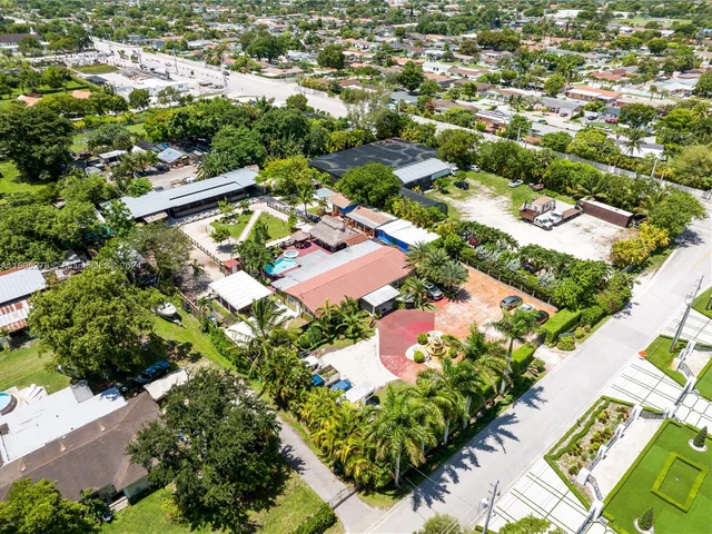 12600 SW 45th St, Miami FL 33175