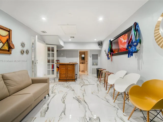 12600 SW 45th St, Miami FL 33175