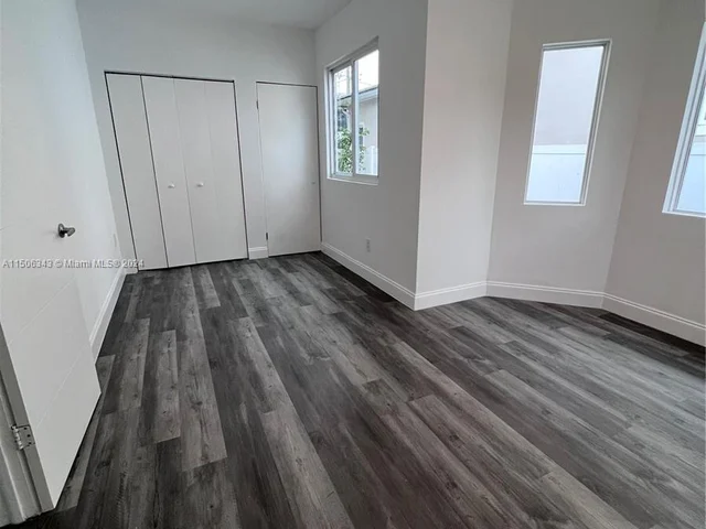 708 SE 6th Ct # 1, Fort Lauderdale FL 33301