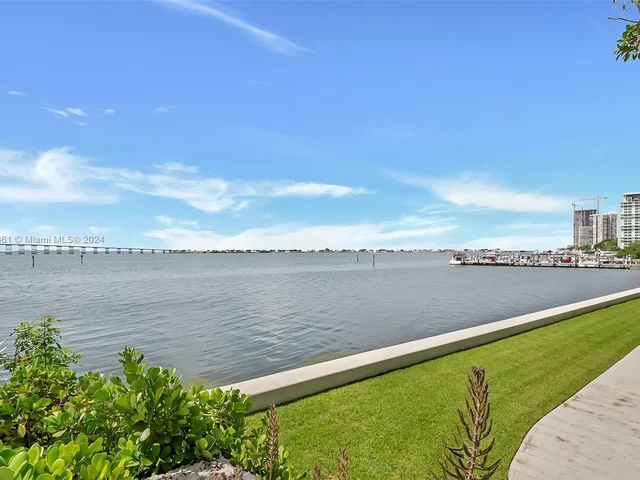 200 SE 15th Rd # 6J, Miami FL 33129