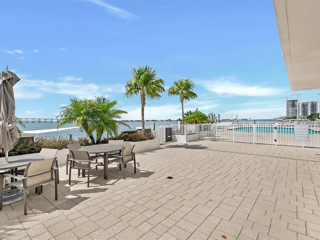 200 SE 15th Rd # 6J, Miami FL 33129