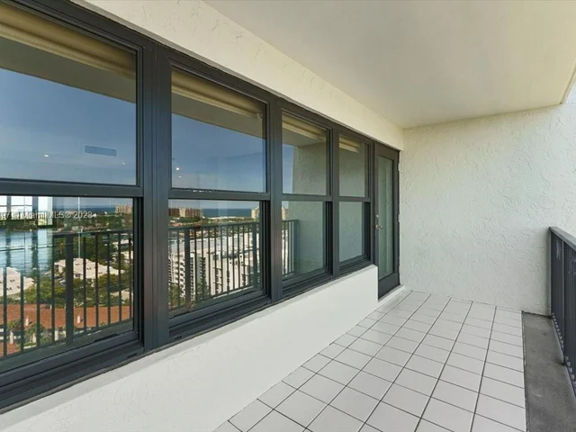 3200 Port Royale Dr N # 2005, Fort Lauderdale FL 33308