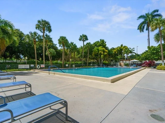 3200 Port Royale Dr N # 2005, Fort Lauderdale FL 33308