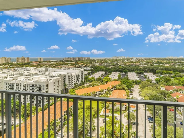 3200 Port Royale Dr N # 2005, Fort Lauderdale FL 33308