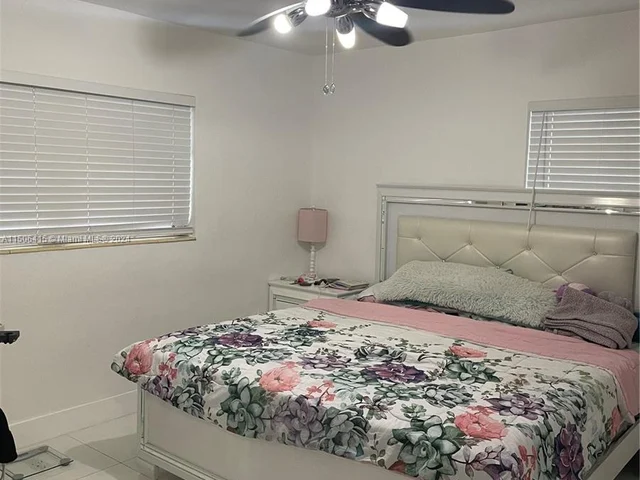 3970 NW 174th St, Miami Gardens FL 33055