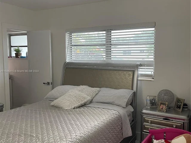 3970 NW 174th St, Miami Gardens FL 33055