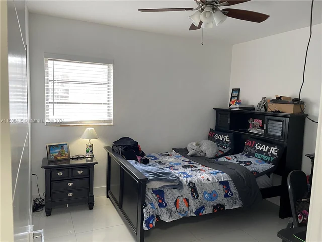 3970 NW 174th St, Miami Gardens FL 33055