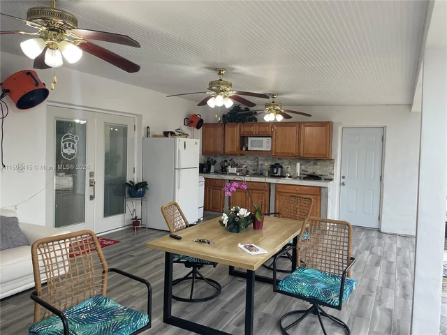 3970 NW 174th St, Miami Gardens FL 33055