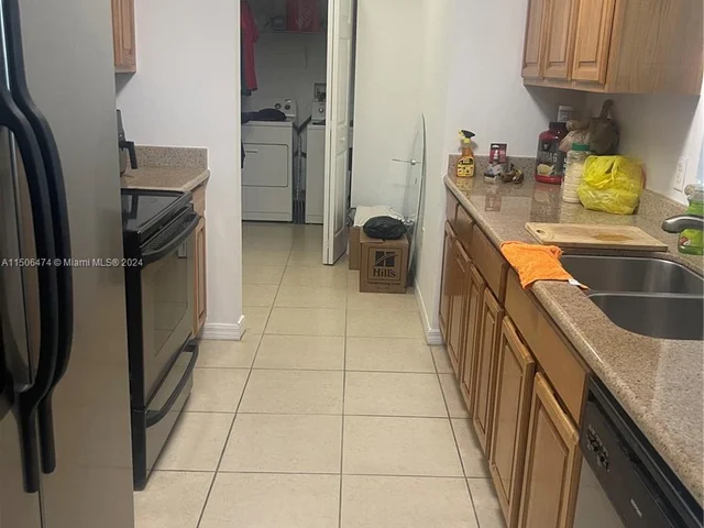 4242 NW 2nd St # 1609, Miami FL 33126