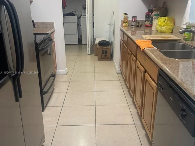 4242 NW 2nd St # 1609, Miami FL 33126