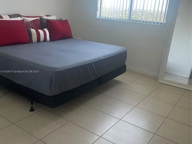 4242 NW 2nd St # 1609, Miami FL 33126