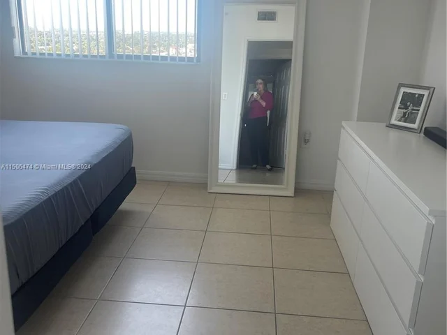 4242 NW 2nd St # 1609, Miami FL 33126