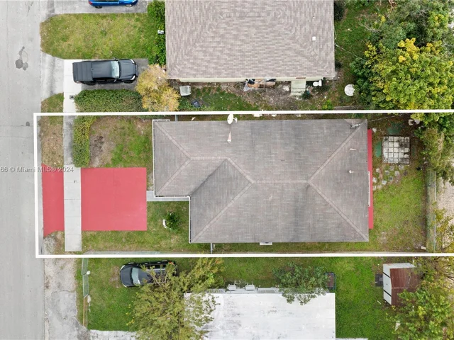 745 NW 3rd Ct, Hallandale Beach FL 33009