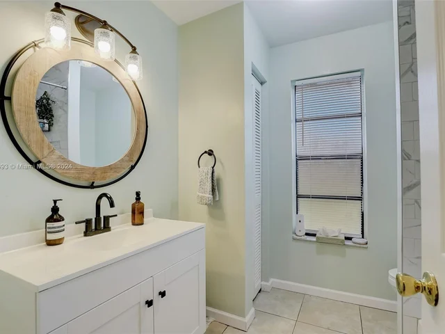 4259 Royal Banyan Way # 1C, Lake Worth FL 33461