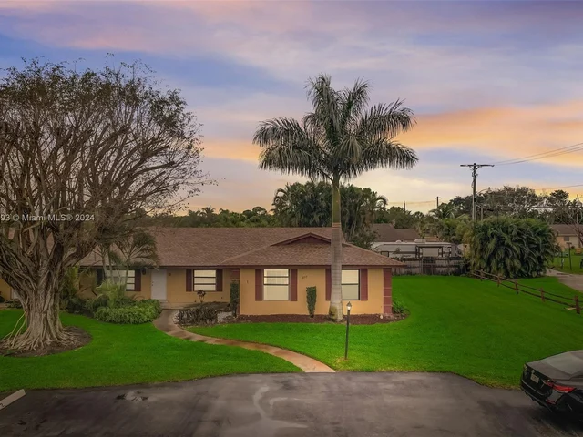 4259 Royal Banyan Way # 1C, Lake Worth FL 33461