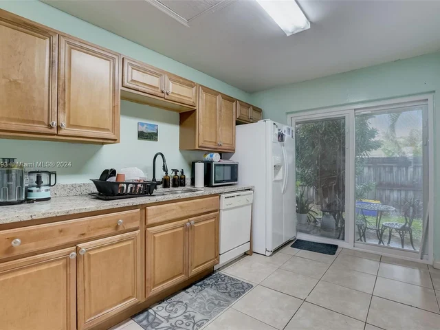 4259 Royal Banyan Way # 1C, Lake Worth FL 33461