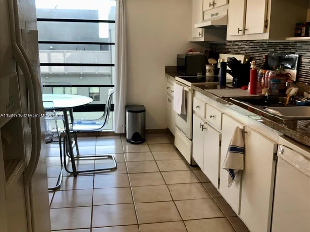 575 Crandon Blvd # 702, Key Biscayne FL 33149