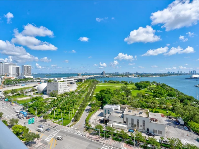 900 Biscayne Blvd # 1704, Miami FL 33132