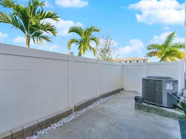 700 SW 12th Street, Florida City FL 33034