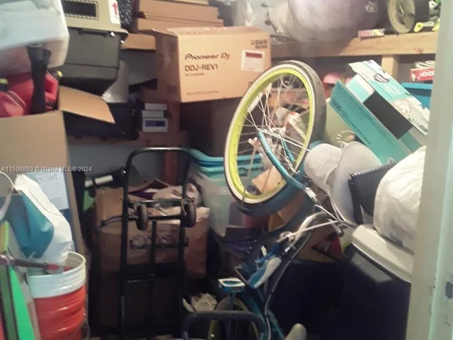 6731 Cypress Rd # 110, Plantation FL 33317