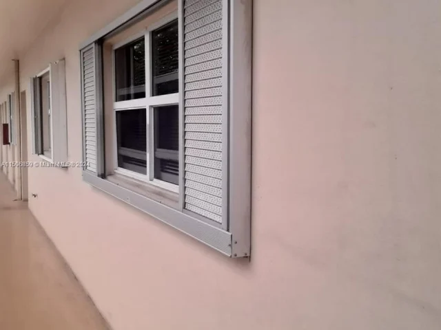 6731 Cypress Rd # 110, Plantation FL 33317