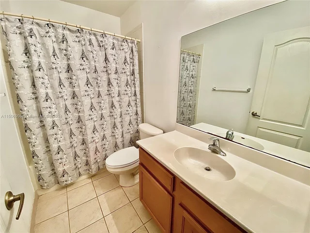 21111 NW 14th Pl # 33, Miami Gardens FL 33169