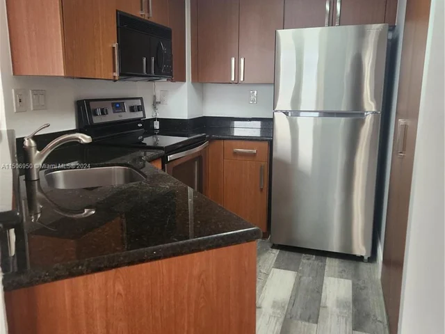 2351 Douglas Rd # 1102, Miami FL 33145