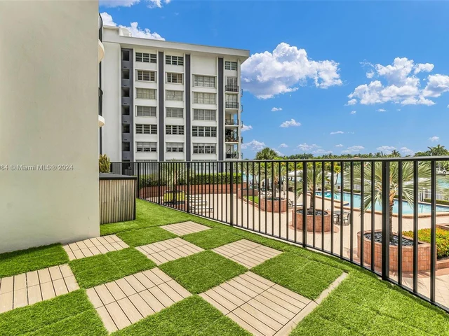 5660 Collins Ave # 2A, Miami Beach FL 33140