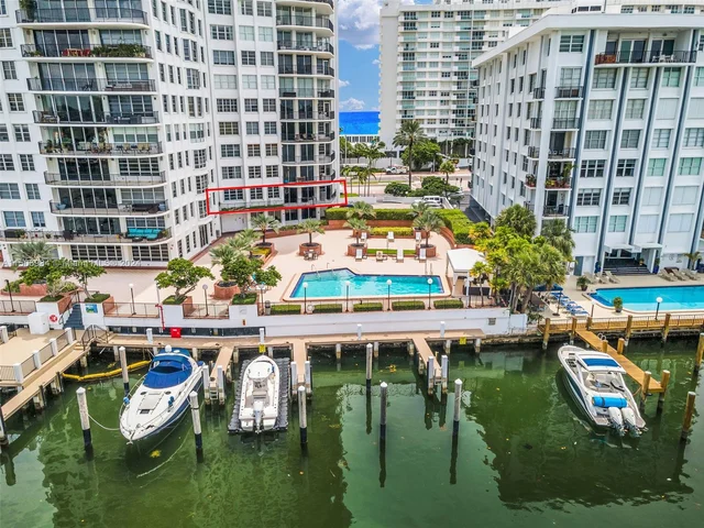 5660 Collins Ave # 2A, Miami Beach FL 33140