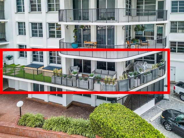 5660 Collins Ave # 2A, Miami Beach FL 33140