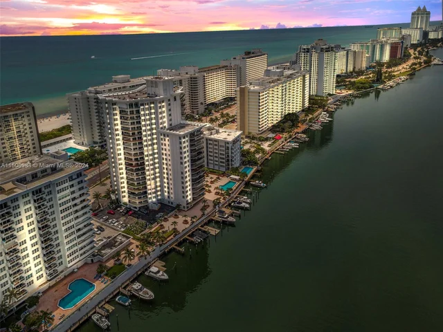 5660 Collins Ave # 2A, Miami Beach FL 33140