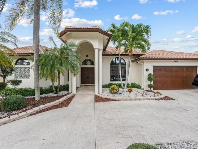 8489 NW 43rd Ct, Coral Springs FL 33065
