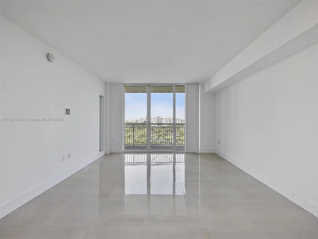 19501 W Country Club Dr # 2102, Aventura FL 33180