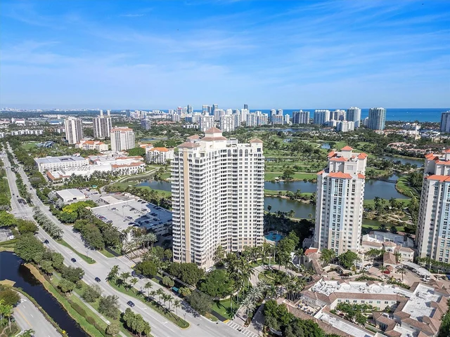 19501 W Country Club Dr # 2102, Aventura FL 33180