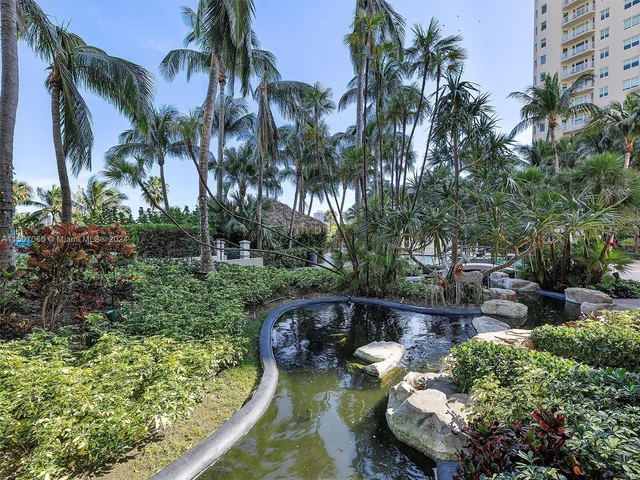 19501 W Country Club Dr # 2102, Aventura FL 33180